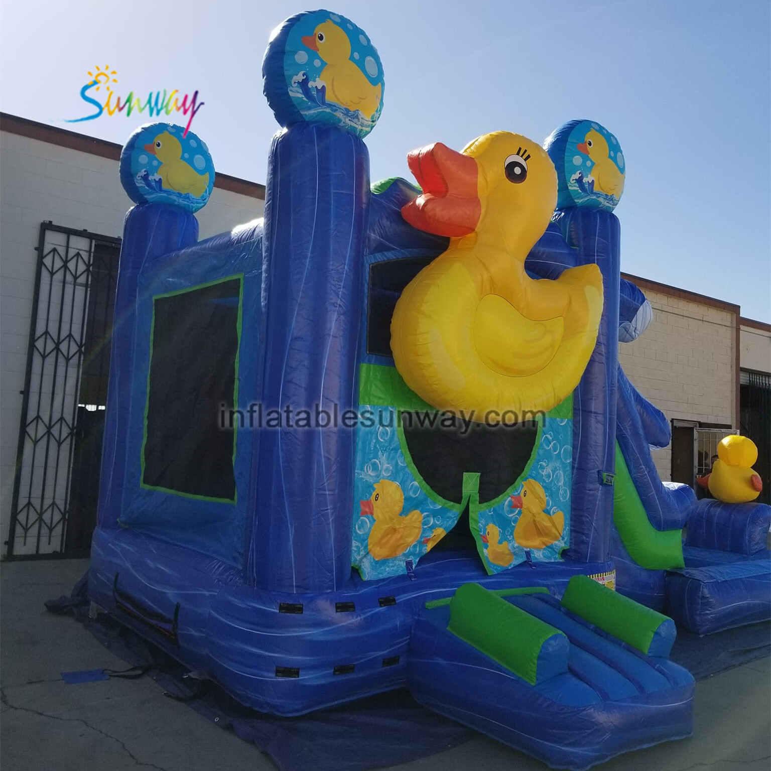 inflatable bouncy castles